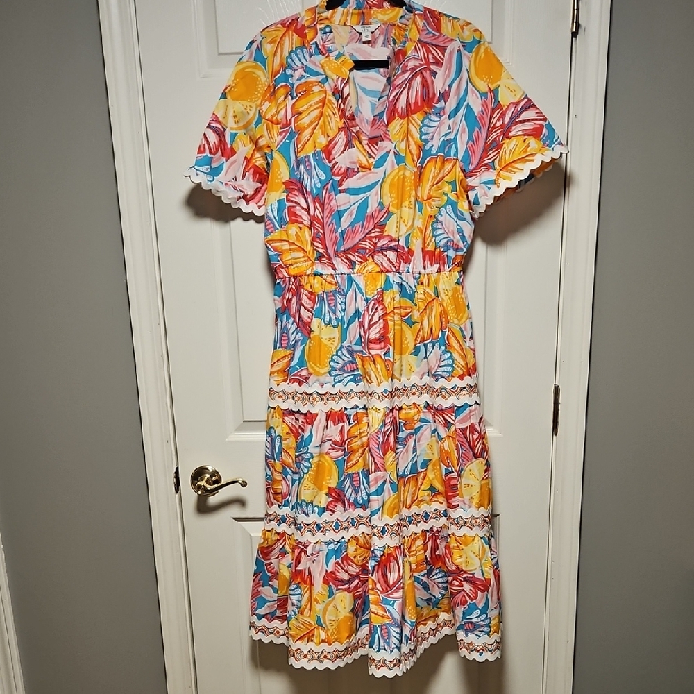 Crown & Ivy Vibrant Tropical Maxi Dress